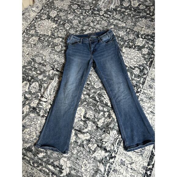 Rock & Roll Cowgirl Denim - Rock & Roll Cowgirl Mid Rise Boot Cut Jeans 30 X 32 No Back Pockets Bare Back